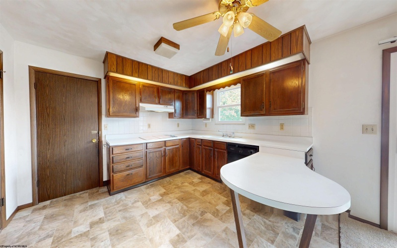 33 Ivy Lane, White Hall, West Virginia 26554, 3 Bedrooms Bedrooms, 9 Rooms Rooms,2 BathroomsBathrooms,Single Family Detached,For Sale,Ivy,10161718 33 Ivy Lane, White Hall, West Virginia 26554, 3 Bedrooms Bedrooms, 9 Rooms Rooms,2 BathroomsBathrooms,Single Family Detached,For Sale,Ivy,10161718