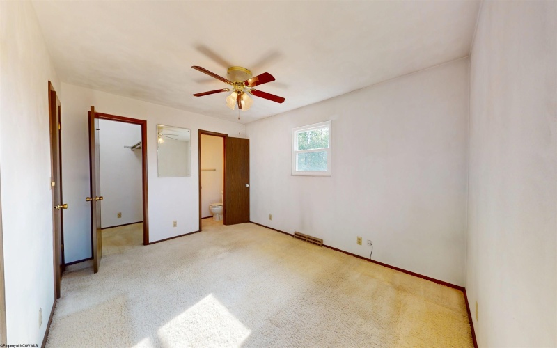 33 Ivy Lane, White Hall, West Virginia 26554, 3 Bedrooms Bedrooms, 9 Rooms Rooms,2 BathroomsBathrooms,Single Family Detached,For Sale,Ivy,10161718 33 Ivy Lane, White Hall, West Virginia 26554, 3 Bedrooms Bedrooms, 9 Rooms Rooms,2 BathroomsBathrooms,Single Family Detached,For Sale,Ivy,10161718