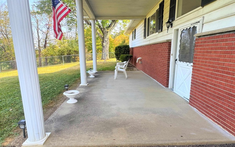 33 Ivy Lane, White Hall, West Virginia 26554, 3 Bedrooms Bedrooms, 9 Rooms Rooms,2 BathroomsBathrooms,Single Family Detached,For Sale,Ivy,10161718 33 Ivy Lane, White Hall, West Virginia 26554, 3 Bedrooms Bedrooms, 9 Rooms Rooms,2 BathroomsBathrooms,Single Family Detached,For Sale,Ivy,10161718