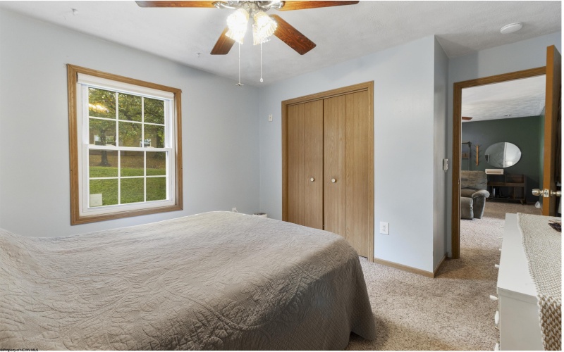 124 Stratford Drive, Bridgeport, West Virginia 26330, 3 Bedrooms Bedrooms, 6 Rooms Rooms,2 BathroomsBathrooms,Single Family Detached,For Sale,Stratford,10161715