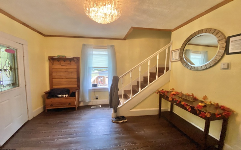 1300 Paw Paw Creek Road, Fairview, West Virginia 26570, 4 Bedrooms Bedrooms, 8 Rooms Rooms,2 BathroomsBathrooms,Single Family Detached,For Sale,Paw Paw Creek,10161714