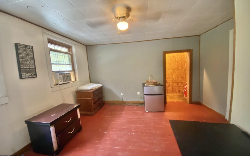 1300 Paw Paw Creek Road, Fairview, West Virginia 26570, 4 Bedrooms Bedrooms, 8 Rooms Rooms,2 BathroomsBathrooms,Single Family Detached,For Sale,Paw Paw Creek,10161714