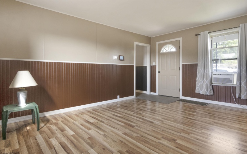 13 Fairview Street, Uniontown, Pennsylvania 15401, 3 Bedrooms Bedrooms, 6 Rooms Rooms,1 BathroomBathrooms,Single Family Detached,For Sale,Fairview,10161729