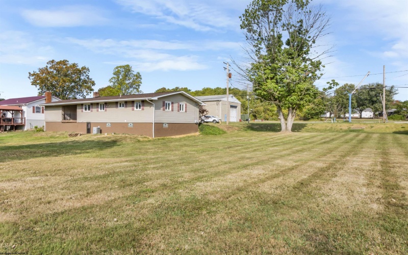 304 Balsinger Road, Uniontown, Pennsylvania 15401, 3 Bedrooms Bedrooms, 6 Rooms Rooms,1 BathroomBathrooms,Single Family Detached,For Sale,Balsinger,10161728