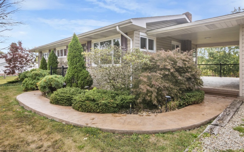 304 Balsinger Road, Uniontown, Pennsylvania 15401, 3 Bedrooms Bedrooms, 6 Rooms Rooms,1 BathroomBathrooms,Single Family Detached,For Sale,Balsinger,10161728