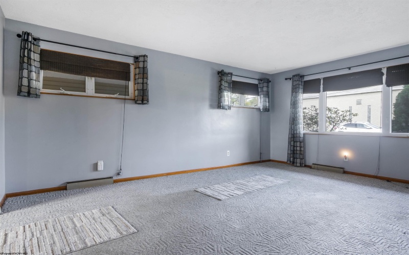304 Balsinger Road, Uniontown, Pennsylvania 15401, 3 Bedrooms Bedrooms, 6 Rooms Rooms,1 BathroomBathrooms,Single Family Detached,For Sale,Balsinger,10161728
