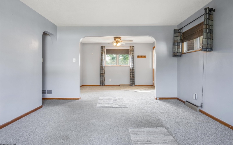 304 Balsinger Road, Uniontown, Pennsylvania 15401, 3 Bedrooms Bedrooms, 6 Rooms Rooms,1 BathroomBathrooms,Single Family Detached,For Sale,Balsinger,10161728