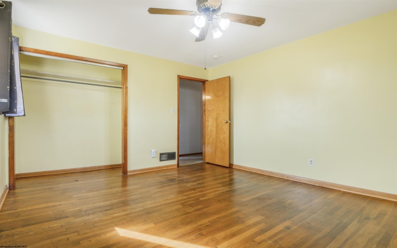 304 Balsinger Road, Uniontown, Pennsylvania 15401, 3 Bedrooms Bedrooms, 6 Rooms Rooms,1 BathroomBathrooms,Single Family Detached,For Sale,Balsinger,10161728