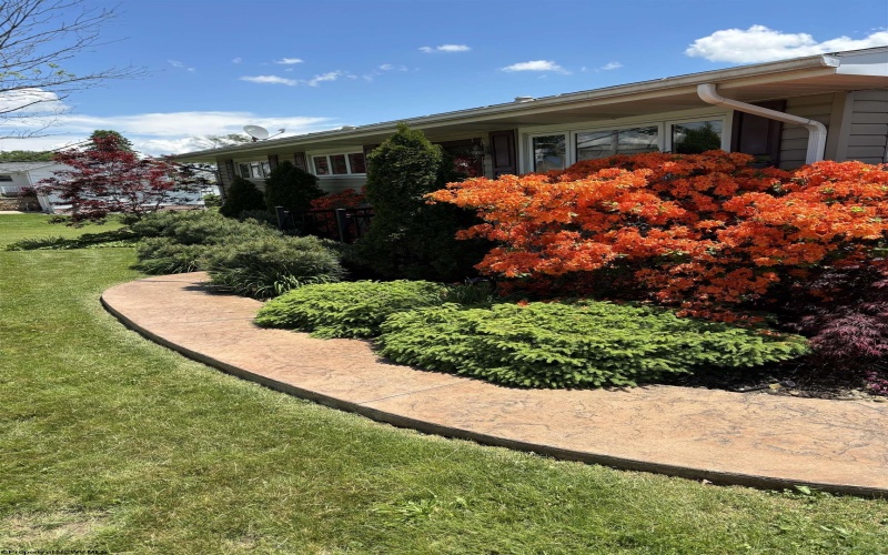 304 Balsinger Road, Uniontown, Pennsylvania 15401, 3 Bedrooms Bedrooms, 6 Rooms Rooms,1 BathroomBathrooms,Single Family Detached,For Sale,Balsinger,10161728