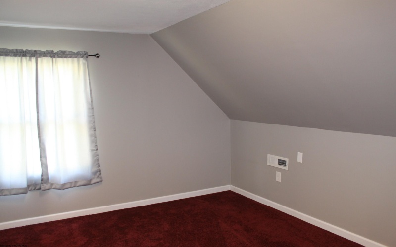 5 Euclyde Avenue, Webster Springs, West Virginia 26288, 3 Bedrooms Bedrooms, 10 Rooms Rooms,2 BathroomsBathrooms,Single Family Detached,For Sale,Euclyde,10161727