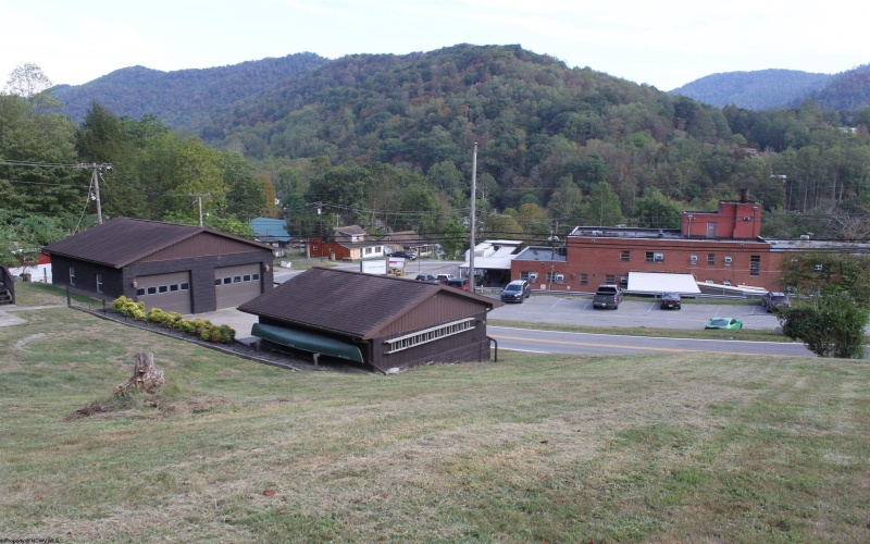 5 Euclyde Avenue, Webster Springs, West Virginia 26288, 3 Bedrooms Bedrooms, 10 Rooms Rooms,2 BathroomsBathrooms,Single Family Detached,For Sale,Euclyde,10161727