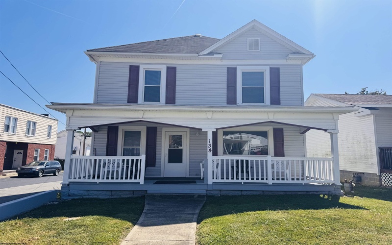 134 Pennsylvania Avenue, Nutter Fort, West Virginia 26301, ,Multi-unit/income,For Sale,Pennsylvania,10161745