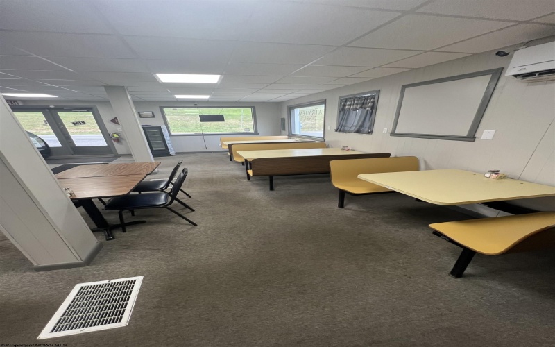 4418 Crossroads Road, Fairview, West Virginia 26570, ,Commercial/industrial,For Sale,Crossroads,10156114 4418 Crossroads Road, Fairview, West Virginia 26570, ,Commercial/industrial,For Sale,Crossroads,10156114