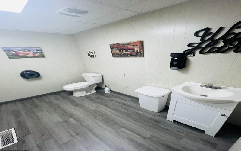 4418 Crossroads Road, Fairview, West Virginia 26570, ,Commercial/industrial,For Sale,Crossroads,10156114 4418 Crossroads Road, Fairview, West Virginia 26570, ,Commercial/industrial,For Sale,Crossroads,10156114