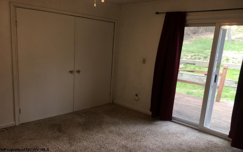1205 Bartlow Street, Morgantown, West Virginia 26505-5241, 2 Bedrooms Bedrooms, 5 Rooms Rooms,2 BathroomsBathrooms,Residential Rentals,For Rent,Bartlow,10161738