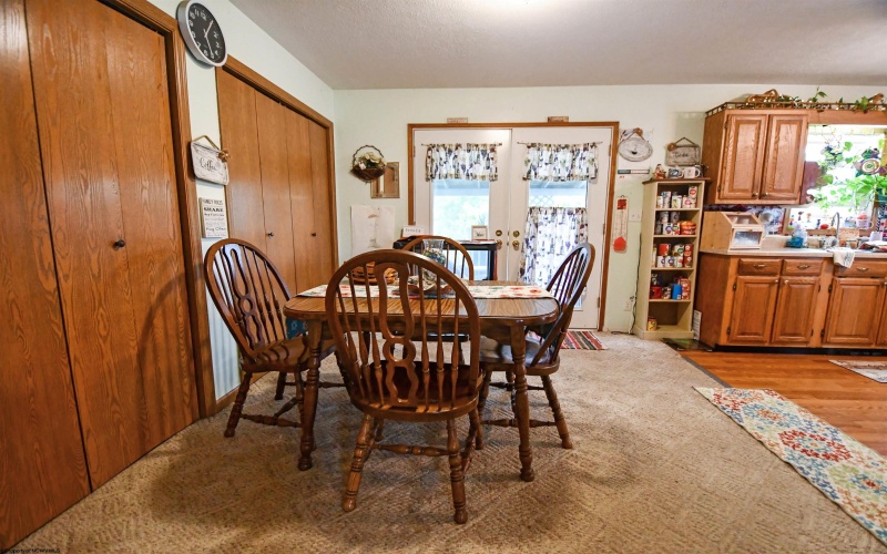 81 Sunset Drive, Reedsville, West Virginia 26547, 3 Bedrooms Bedrooms, 6 Rooms Rooms,2 BathroomsBathrooms,Single Family Detached,For Sale,Sunset,10161743