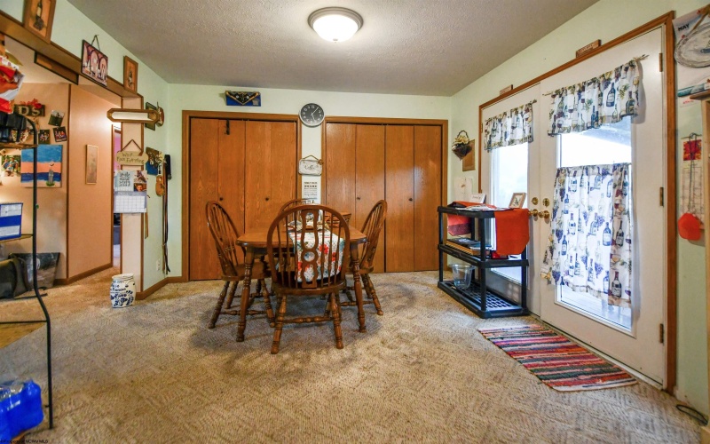 81 Sunset Drive, Reedsville, West Virginia 26547, 3 Bedrooms Bedrooms, 6 Rooms Rooms,2 BathroomsBathrooms,Single Family Detached,For Sale,Sunset,10161743