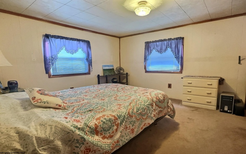 4673 Morgantown Road, Lake Lynn, Pennsylvania 15451, 2 Bedrooms Bedrooms, 4 Rooms Rooms,1 BathroomBathrooms,Single Family Detached,For Sale,Morgantown,10161740