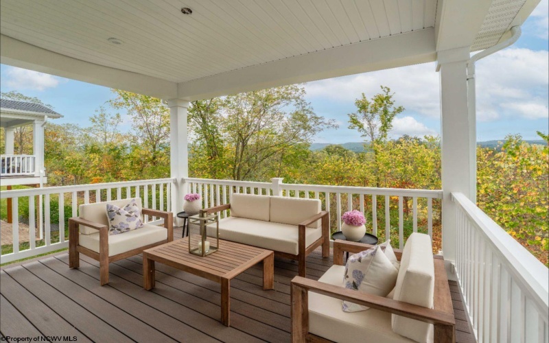 209 Falling Water Lane, Morgantown, West Virginia 26508, 4 Bedrooms Bedrooms, 9 Rooms Rooms,3 BathroomsBathrooms,Single Family Detached,For Sale,Falling Water,10161737