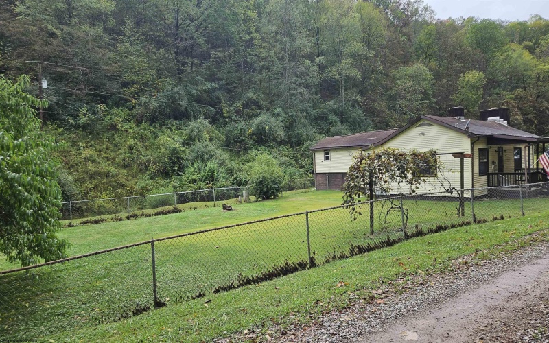 415 Elderberry Road, Coxs Mill, West Virginia 26342, 2 Bedrooms Bedrooms, 5 Rooms Rooms,1 BathroomBathrooms,Single Family Detached,For Sale,Elderberry,10161731