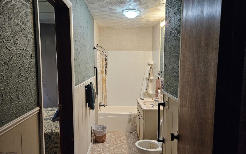 415 Elderberry Road, Coxs Mill, West Virginia 26342, 2 Bedrooms Bedrooms, 5 Rooms Rooms,1 BathroomBathrooms,Single Family Detached,For Sale,Elderberry,10161731