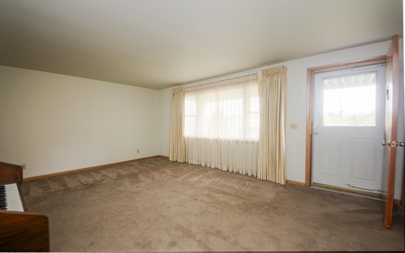 14002 Preston Highway, Bruceton Mills, West Virginia 26525, 3 Bedrooms Bedrooms, 5 Rooms Rooms,1 BathroomBathrooms,Single Family Detached,For Sale,Preston,10161734