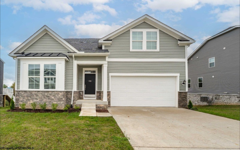 378 Lexington Circle, Bridgeport, West Virginia 26330, 3 Bedrooms Bedrooms, 6 Rooms Rooms,3 BathroomsBathrooms,Single Family Detached,For Sale,Lexington,10161733