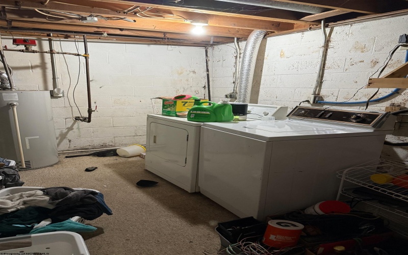 528 Beverly Avenue, Morgantown, West Virginia 26505, ,Multi-unit/income,For Sale,Beverly,10161751