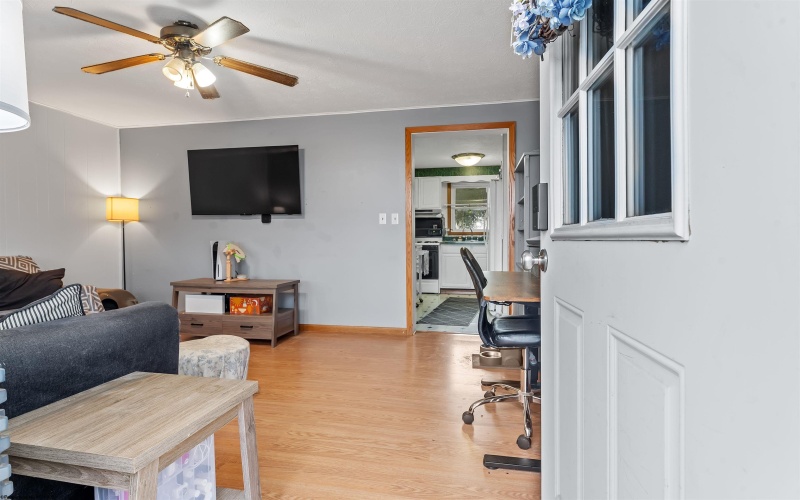 22 Eastgate Drive, Morgantown, West Virginia 26508, 3 Bedrooms Bedrooms, 5 Rooms Rooms,1 BathroomBathrooms,Single Family Detached,For Sale,Eastgate,10161753 22 Eastgate Drive, Morgantown, West Virginia 26508, 3 Bedrooms Bedrooms, 5 Rooms Rooms,1 BathroomBathrooms,Single Family Detached,For Sale,Eastgate,10161753