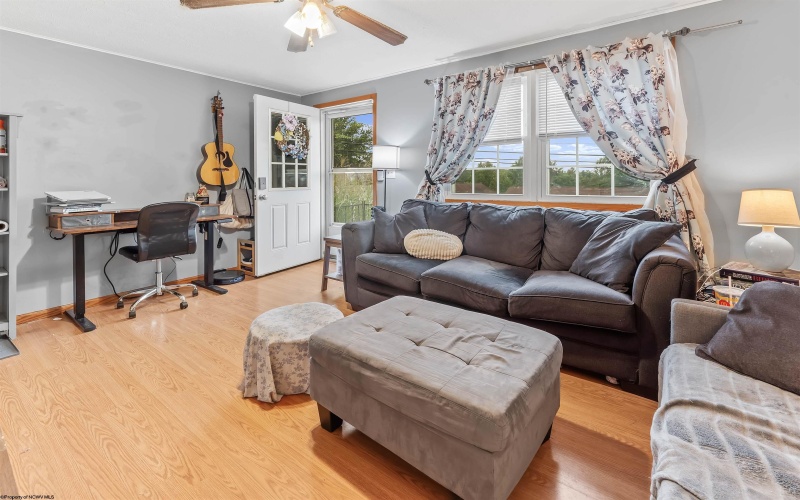 22 Eastgate Drive, Morgantown, West Virginia 26508, 3 Bedrooms Bedrooms, 5 Rooms Rooms,1 BathroomBathrooms,Single Family Detached,For Sale,Eastgate,10161753 22 Eastgate Drive, Morgantown, West Virginia 26508, 3 Bedrooms Bedrooms, 5 Rooms Rooms,1 BathroomBathrooms,Single Family Detached,For Sale,Eastgate,10161753