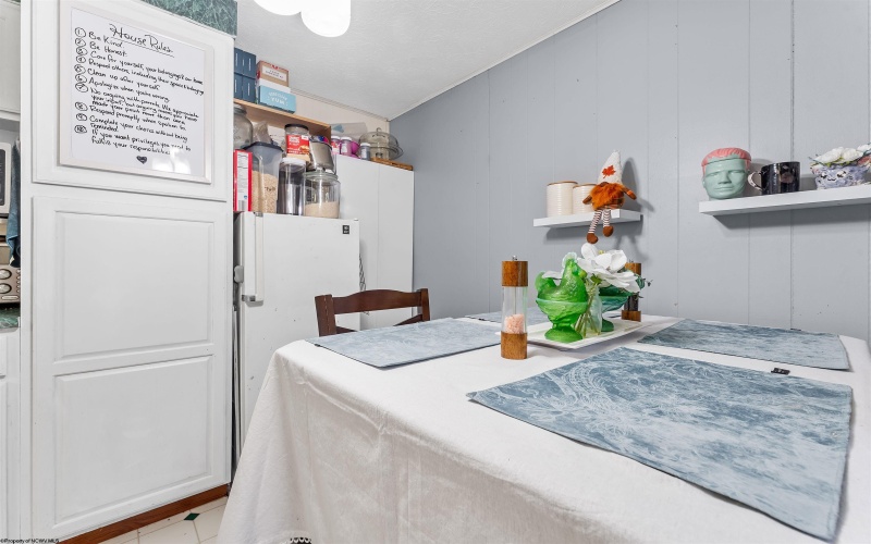 22 Eastgate Drive, Morgantown, West Virginia 26508, 3 Bedrooms Bedrooms, 5 Rooms Rooms,1 BathroomBathrooms,Single Family Detached,For Sale,Eastgate,10161753 22 Eastgate Drive, Morgantown, West Virginia 26508, 3 Bedrooms Bedrooms, 5 Rooms Rooms,1 BathroomBathrooms,Single Family Detached,For Sale,Eastgate,10161753