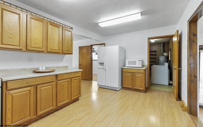 163 Hutchinson Hollow Road, Mount Clare, West Virginia 26408, 4 Bedrooms Bedrooms, 8 Rooms Rooms,1 BathroomBathrooms,Single Family Detached,For Sale,Hutchinson Hollow,10161752