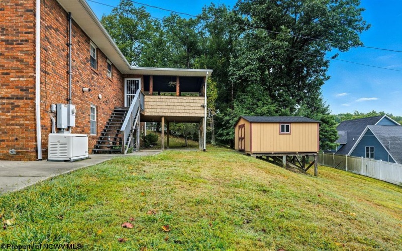 10 Greenwood Drive, Fairmont, West Virginia 26554, 3 Bedrooms Bedrooms, 9 Rooms Rooms,3 BathroomsBathrooms,Single Family Detached,For Sale,Greenwood,10161749