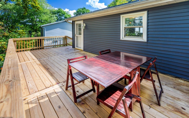 542 Cherokee Drive, Morgantown, West Virginia 26508, 3 Bedrooms Bedrooms, 6 Rooms Rooms,1 BathroomBathrooms,Single Family Detached,For Sale,Cherokee,10161755