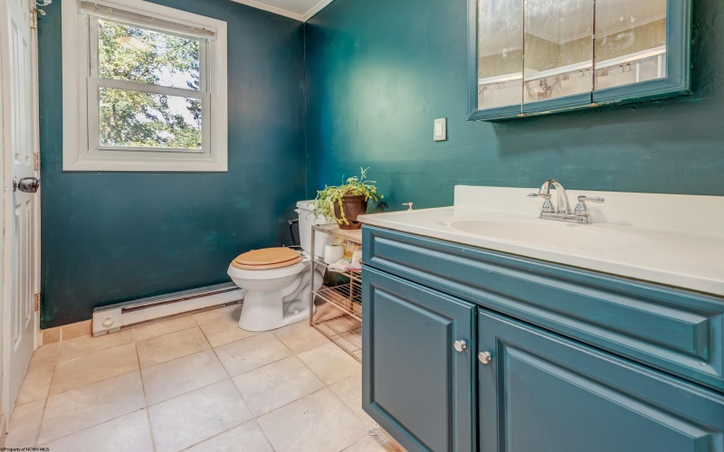 542 Cherokee Drive, Morgantown, West Virginia 26508, 3 Bedrooms Bedrooms, 6 Rooms Rooms,1 BathroomBathrooms,Single Family Detached,For Sale,Cherokee,10161755