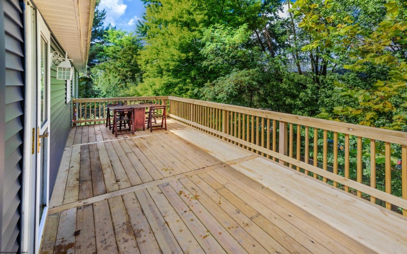542 Cherokee Drive, Morgantown, West Virginia 26508, 3 Bedrooms Bedrooms, 6 Rooms Rooms,1 BathroomBathrooms,Single Family Detached,For Sale,Cherokee,10161755