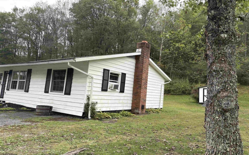 95 Rohr Avenue, Buckhannon, West Virginia 26201, 3 Bedrooms Bedrooms, 7 Rooms Rooms,1 BathroomBathrooms,Single Family Detached,For Sale,Rohr,10161767