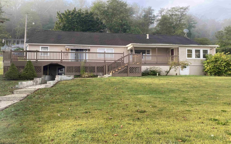 1619 Hoffman Avenue, Clarksburg, West Virginia 26301, 3 Bedrooms Bedrooms, 7 Rooms Rooms,2 BathroomsBathrooms,Single Family Detached,For Sale,Hoffman,10161760