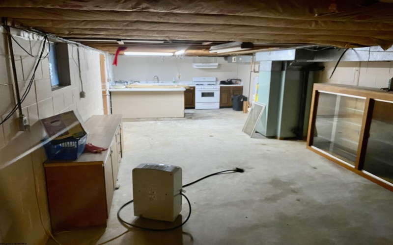 1619 Hoffman Avenue, Clarksburg, West Virginia 26301, 3 Bedrooms Bedrooms, 7 Rooms Rooms,2 BathroomsBathrooms,Single Family Detached,For Sale,Hoffman,10161760