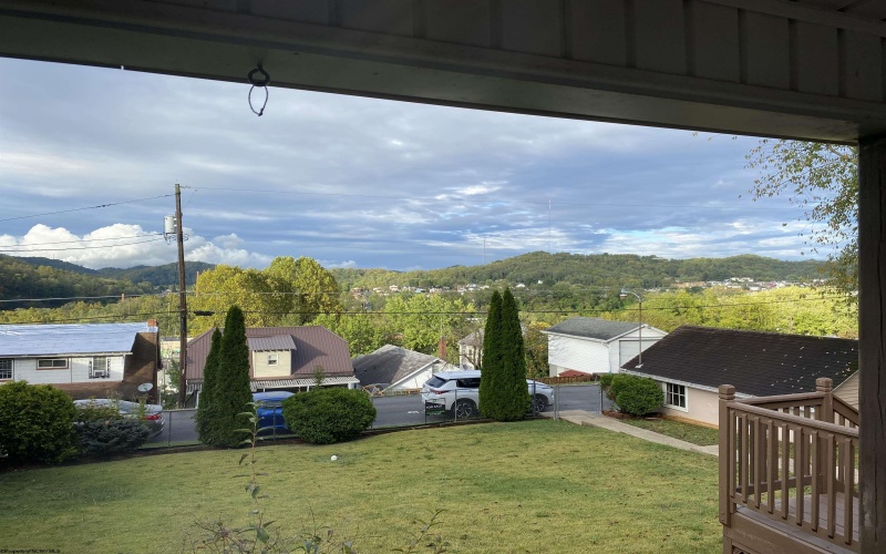 1619 Hoffman Avenue, Clarksburg, West Virginia 26301, 3 Bedrooms Bedrooms, 7 Rooms Rooms,2 BathroomsBathrooms,Single Family Detached,For Sale,Hoffman,10161760