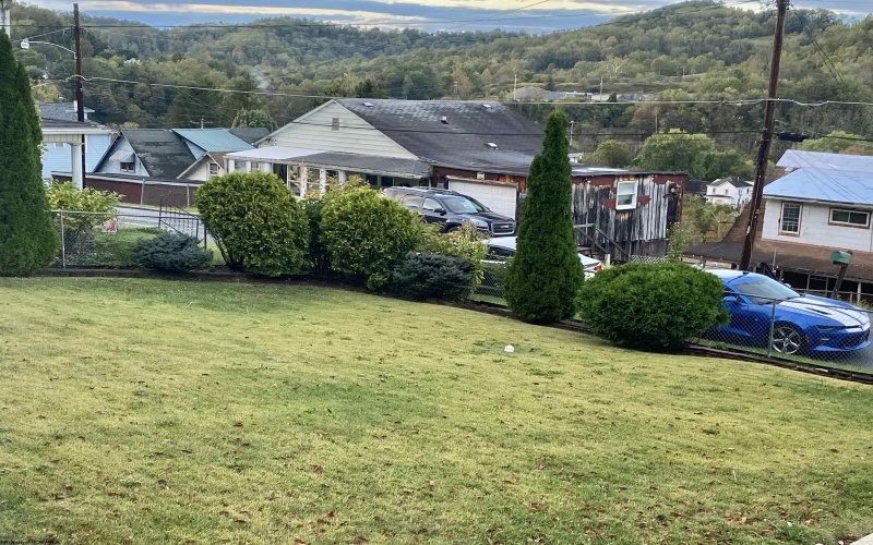 1619 Hoffman Avenue, Clarksburg, West Virginia 26301, 3 Bedrooms Bedrooms, 7 Rooms Rooms,2 BathroomsBathrooms,Single Family Detached,For Sale,Hoffman,10161760