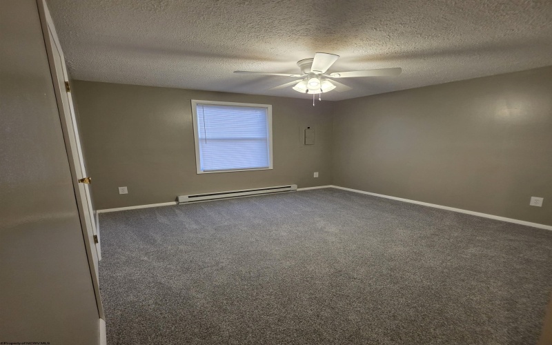 180 Pike Street, New Martinsville, West Virginia 26155, 3 Bedrooms Bedrooms, 4 Rooms Rooms,1 BathroomBathrooms,Single Family Detached,For Sale,Pike,10161759