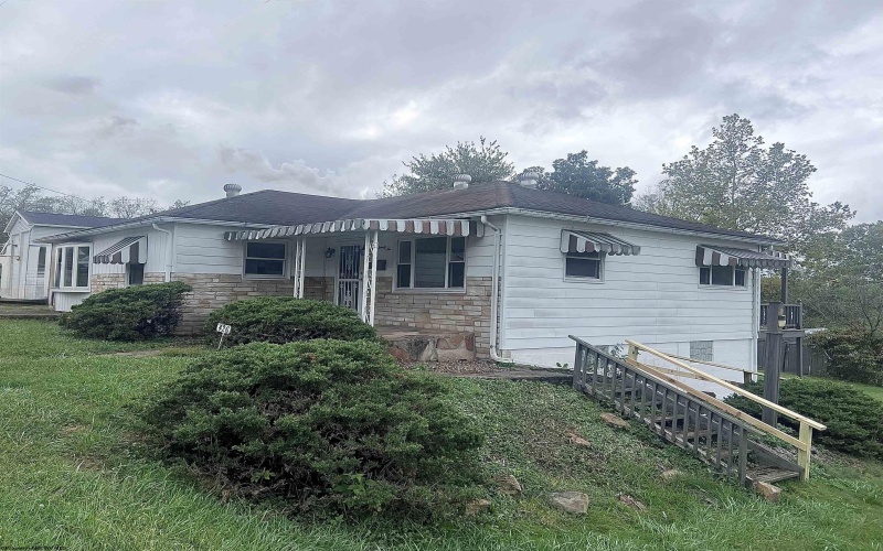 426 Vernon Street, Shinnston, West Virginia 26431, 2 Bedrooms Bedrooms, 5 Rooms Rooms,1 BathroomBathrooms,Single Family Detached,For Sale,Vernon,10161758