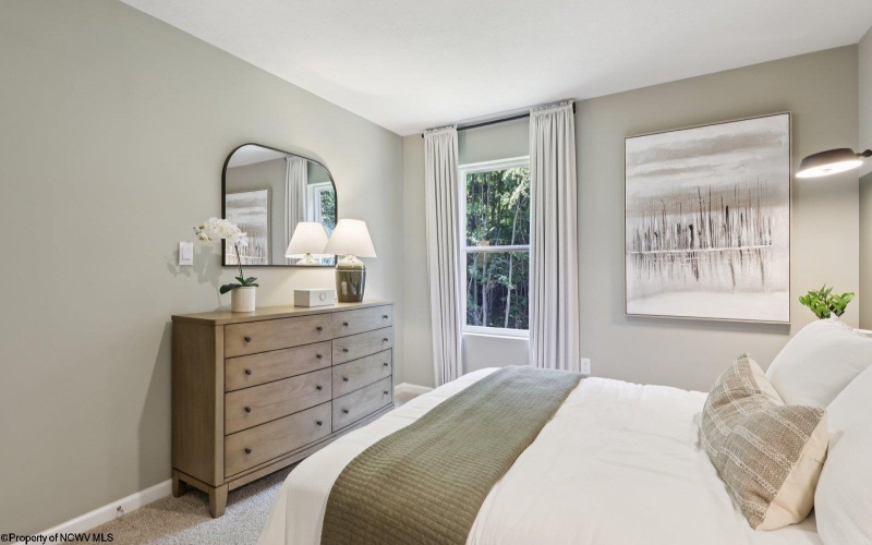 309 Dye Lane, Morgantown, West Virginia 26501, 4 Bedrooms Bedrooms, 8 Rooms Rooms,2 BathroomsBathrooms,Single Family Detached,For Sale,Dye,10160707