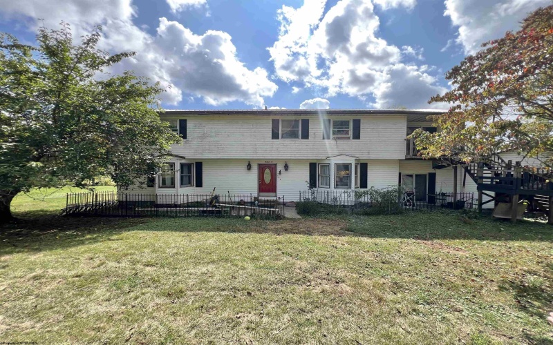 8613 Georgetown Road, Roanoke, West Virginia 26447, 5 Bedrooms Bedrooms, 9 Rooms Rooms,3 BathroomsBathrooms,Single Family Detached,For Sale,Georgetown,10161771