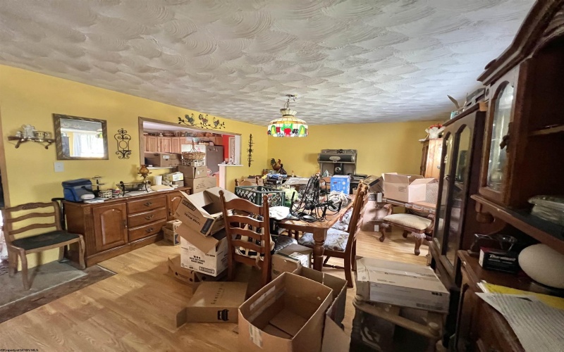 8613 Georgetown Road, Roanoke, West Virginia 26447, 5 Bedrooms Bedrooms, 9 Rooms Rooms,3 BathroomsBathrooms,Single Family Detached,For Sale,Georgetown,10161771