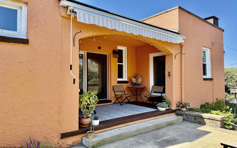 1245 Peacock Lane, Fairmont, West Virginia 26554, 3 Bedrooms Bedrooms, 6 Rooms Rooms,1 BathroomBathrooms,Single Family Detached,For Sale,Peacock,10161769 1245 Peacock Lane, Fairmont, West Virginia 26554, 3 Bedrooms Bedrooms, 6 Rooms Rooms,1 BathroomBathrooms,Single Family Detached,For Sale,Peacock,10161769