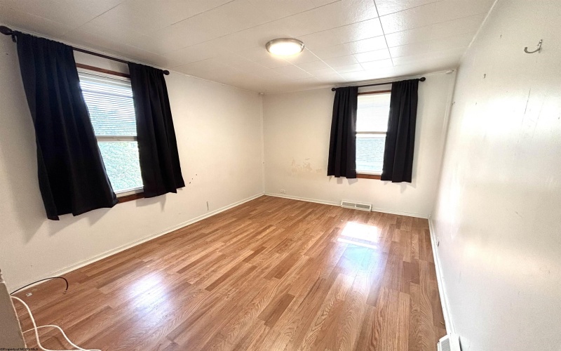 1432 Farland Avenue, Clarksburg, West Virginia 26301, 2 Bedrooms Bedrooms, 4 Rooms Rooms,1 BathroomBathrooms,Single Family Detached,For Sale,Farland,10161784 1432 Farland Avenue, Clarksburg, West Virginia 26301, 2 Bedrooms Bedrooms, 4 Rooms Rooms,1 BathroomBathrooms,Single Family Detached,For Sale,Farland,10161784