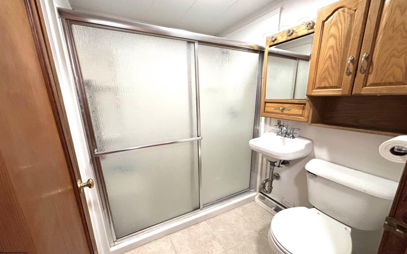 1432 Farland Avenue, Clarksburg, West Virginia 26301, 2 Bedrooms Bedrooms, 4 Rooms Rooms,1 BathroomBathrooms,Single Family Detached,For Sale,Farland,10161784 1432 Farland Avenue, Clarksburg, West Virginia 26301, 2 Bedrooms Bedrooms, 4 Rooms Rooms,1 BathroomBathrooms,Single Family Detached,For Sale,Farland,10161784