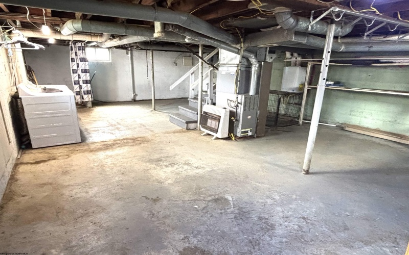 1432 Farland Avenue, Clarksburg, West Virginia 26301, 2 Bedrooms Bedrooms, 4 Rooms Rooms,1 BathroomBathrooms,Single Family Detached,For Sale,Farland,10161784 1432 Farland Avenue, Clarksburg, West Virginia 26301, 2 Bedrooms Bedrooms, 4 Rooms Rooms,1 BathroomBathrooms,Single Family Detached,For Sale,Farland,10161784